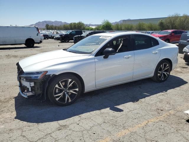 7jrl12fk6rg313431 - 2024 Volvo s60 core core