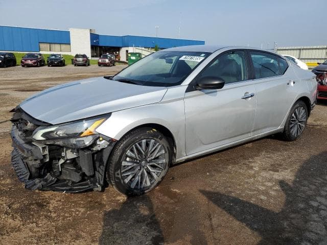 1N4BL4DV5RN390841 - 2024 Nissan Unknown Model