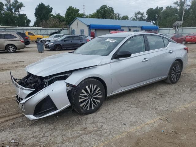 1N4BL4DV7RN403959 - 2024 Nissan Unknown Model