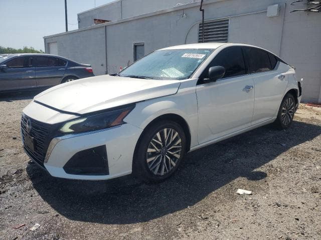 1n4bl4dv7rn375628 - 2024 Nissan Unknown Model