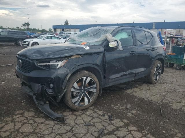 yv4l12um3r2308300 - 2024 Volvo xc40 ultim ultimate