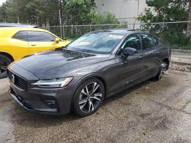 7jrl12fk8rg322017 - 2024 Volvo S60 Core Core Core 2024