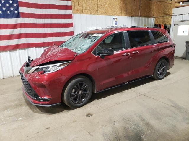 5tddskfc9rs137974 - 2024 Toyota sienna xse