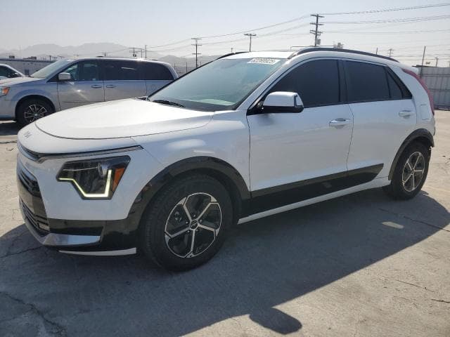 kndct3le3r5125393 - 2024 Kia niro sx sx