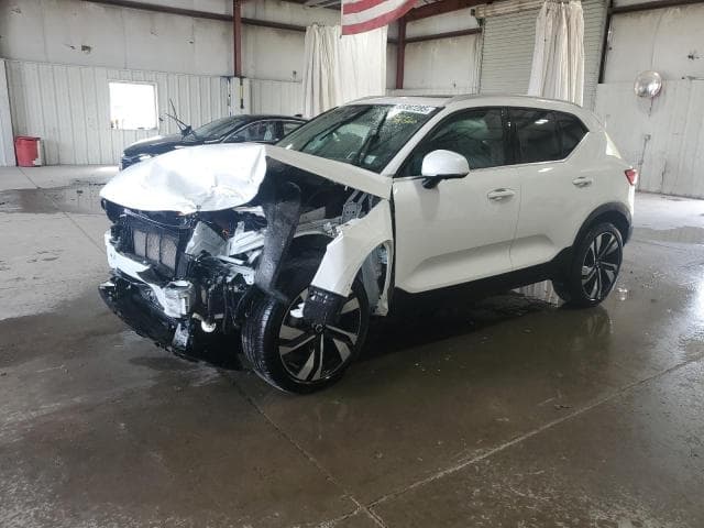 yv4l12uexr2247780 - 2024 Volvo xc40 plus plus