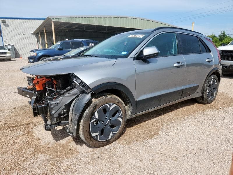 kndcr3l1xr5103998 - 2024 Kia niro wind wind