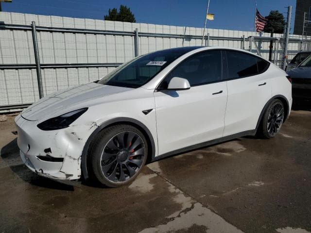 7SAYGDEF9PF812236 - 2023 Tesla MODEL Y