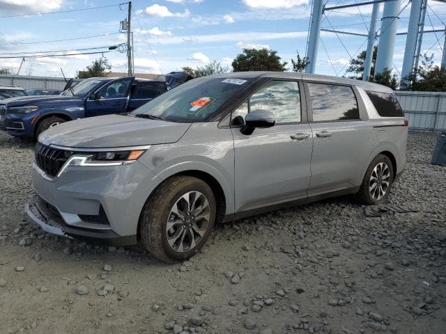 KNDNC5H34R6425076 - 2024 KIA CARNIVAL E