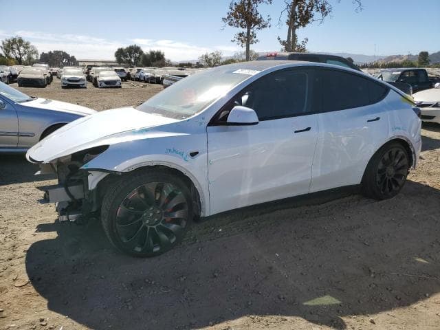 7SAYGDEF2PF943315 - 2023 Tesla MODEL Y