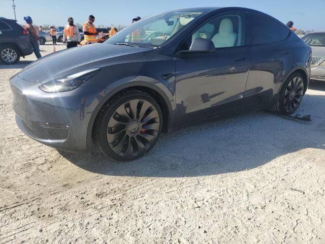 7SAYGDEF5PF915038 - 2023 Tesla MODEL Y