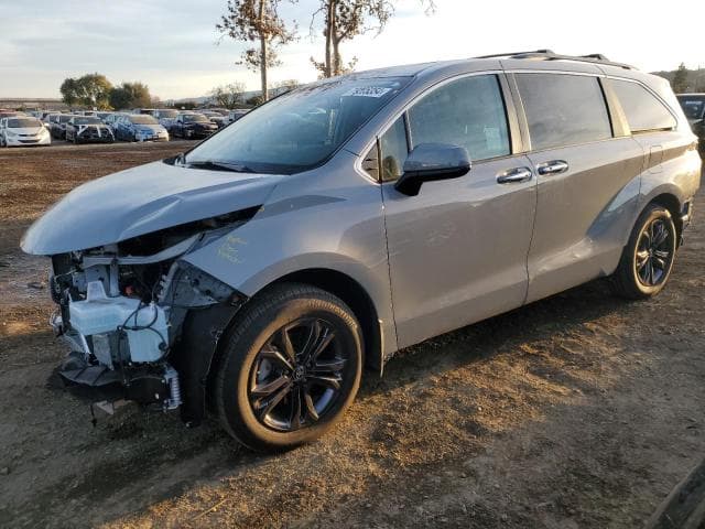 5TDCSKFC0RS132867 - 2024 TOYOTA SIENNA